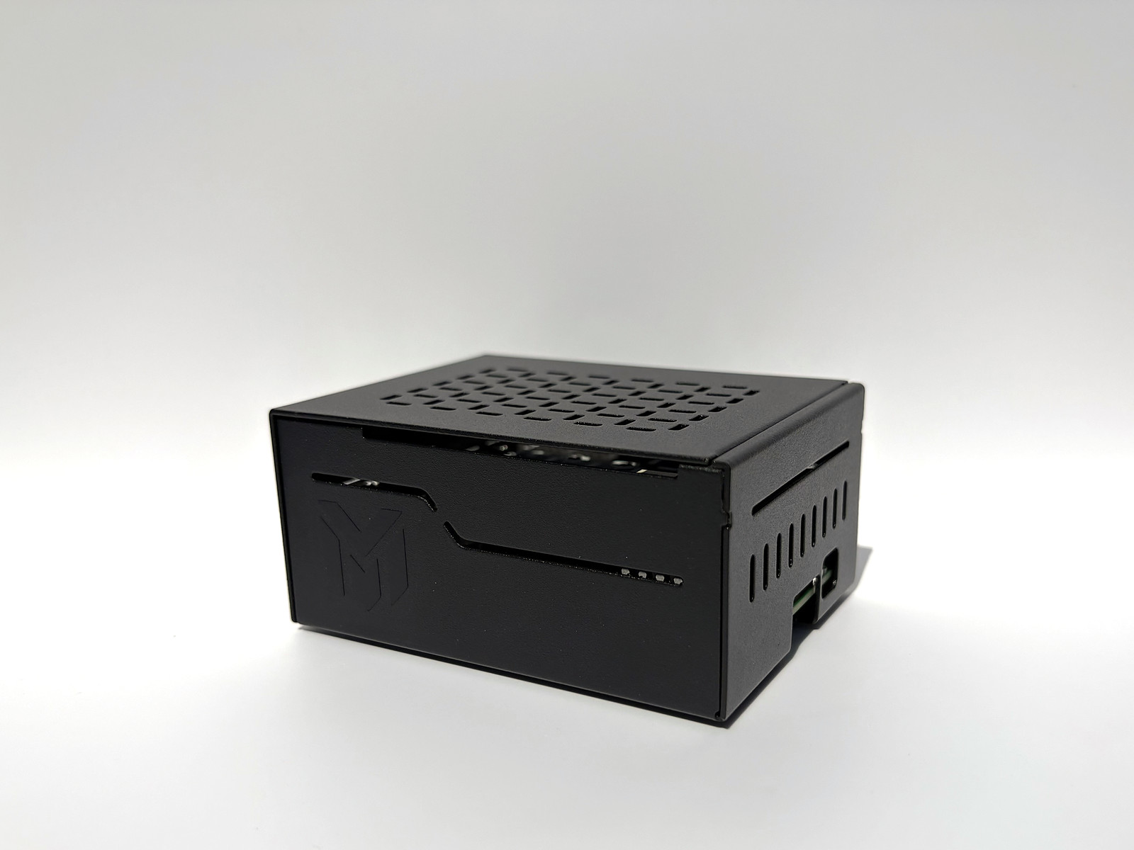 MINEOMATBOX MINI, schwarzes Gehäuse